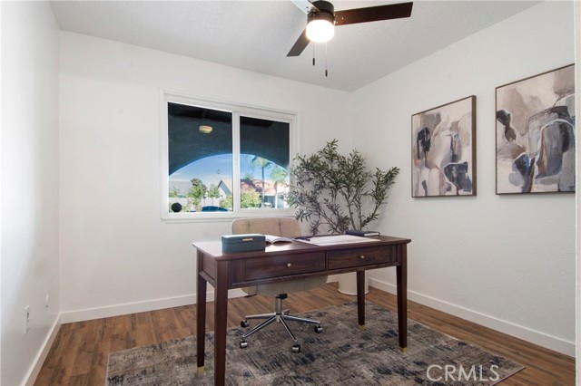 Detail Gallery Image 12 of 22 For 10716 Hollenbeck, Riverside,  CA 92505 - 3 Beds | 2 Baths