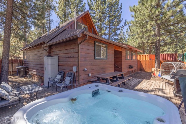 Detail Gallery Image 36 of 39 For 905 E Big Bear Bld, Big Bear City,  CA 92314 - 3 Beds | 2 Baths