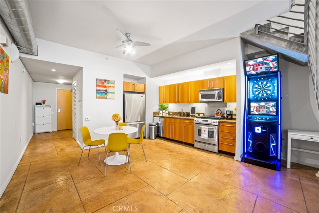 350 11th Ave. - photo 10