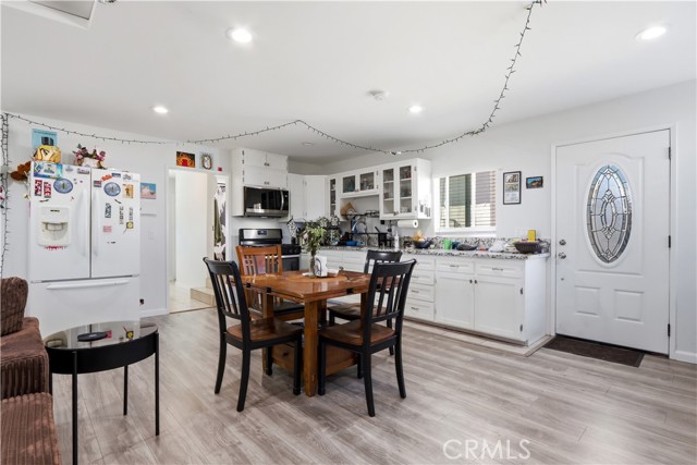 Detail Gallery Image 13 of 15 For 9257 Palmetto, Fontana,  CA 92335 - – Beds | – Baths