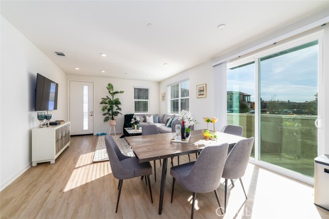 Detail Gallery Image 13 of 46 For 11037 Serene Dr, Rancho Cucamonga,  CA 91730 - 4 Beds | 2/2 Baths
