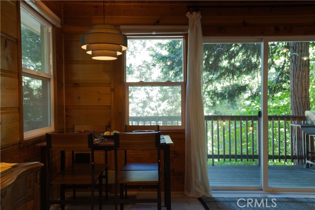 761 Arrowhead Villa Road, Lake Arrowhead, CA 92352