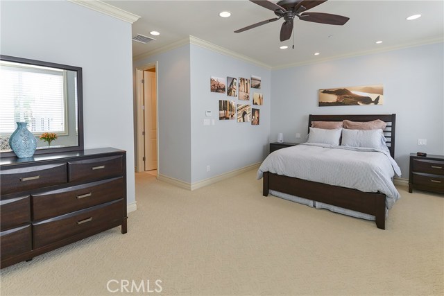 129 Broadway, Redondo Beach, California 90277, 3 Bedrooms Bedrooms, ,3 BathroomsBathrooms,Residential,Sold,Broadway,PV17006440