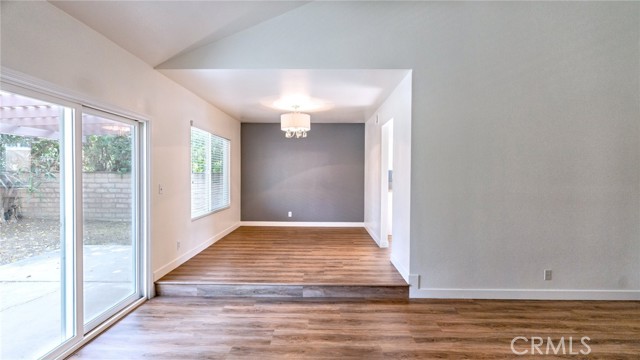 1270 Glenthorpe Drive, Diamond Bar CA: https://media.crmls.org/medias/299f0d0f-9f18-48e2-ad8c-4714a5e5c850.jpg