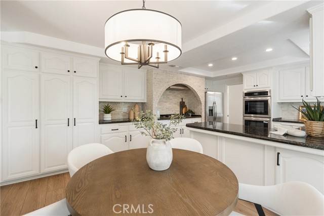 18571 Buena Vista Avenue, Yorba Linda CA: https://media.crmls.org/medias/299fc9ba-d5d3-4e23-9e87-4c2d55703a45.jpg