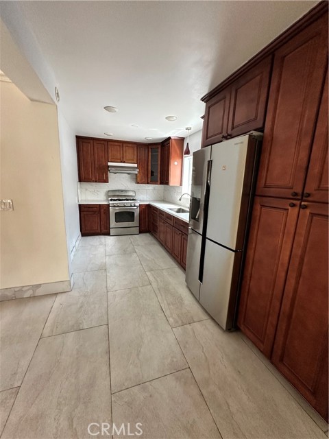 Detail Gallery Image 11 of 26 For 1233 S California, Monrovia,  CA 91016 - 2 Beds | 2 Baths