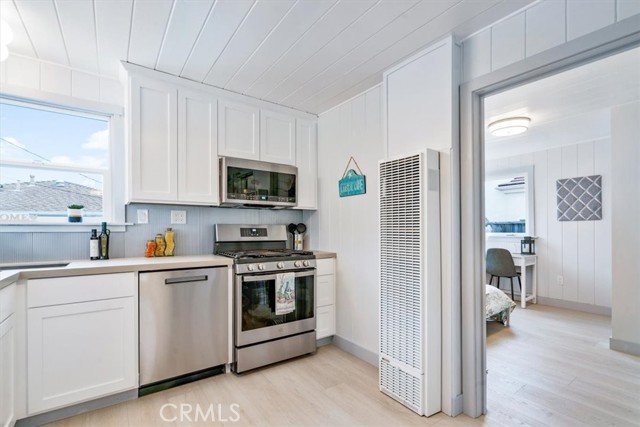 31 N 3rd Street, Cayucos CA: https://media.crmls.org/medias/29a0857b-c286-4172-99f4-e97fef1717dd.jpg