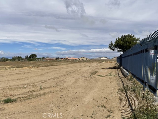 Image 3 of 6 For 0 Cor Ave I Challenger Way