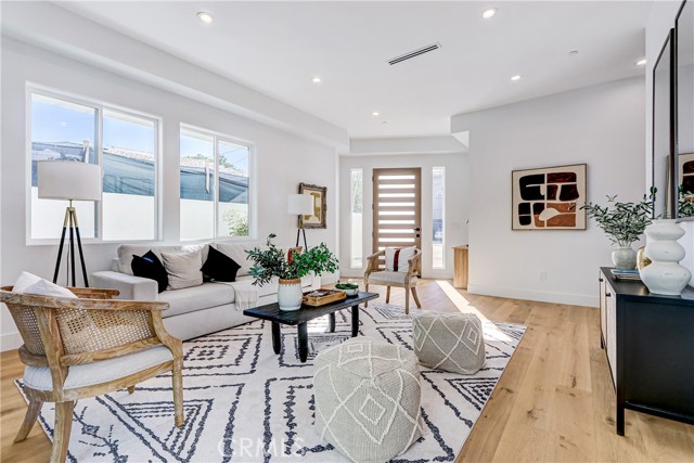 Entrance is set back from main road Entrance is set back from main road