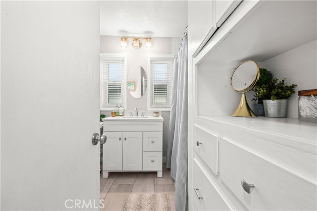 Detail Gallery Image 28 of 49 For 10358 Trabuco, Bellflower,  CA 90706 - 4 Beds | 2 Baths