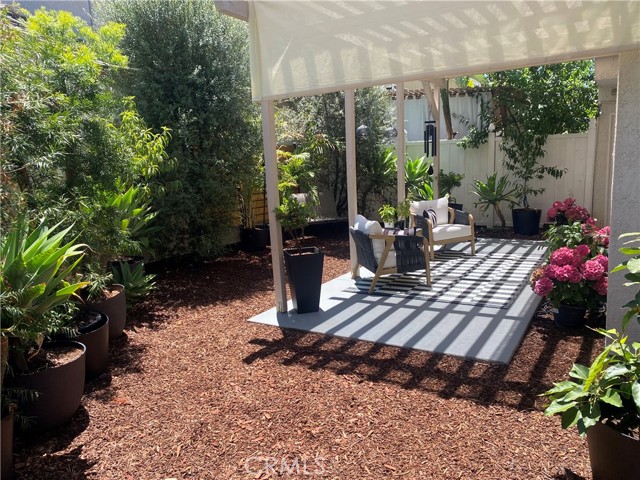 14 Songbird Lane, Aliso Viejo CA: https://media.crmls.org/medias/29a19b8b-c9c5-4d75-837d-2bad71efc47b.jpg