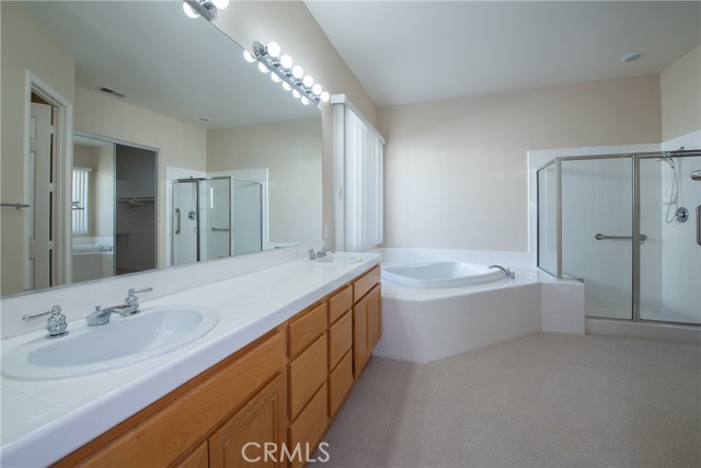 Detail Gallery Image 15 of 49 For 28658 Shady Brook Dr, Menifee,  CA 92584 - 2 Beds | 2/1 Baths