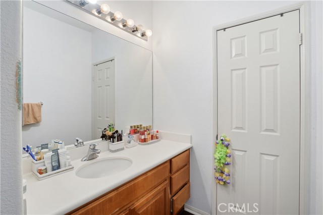 Detail Gallery Image 21 of 27 For 11334 W San Raphael Driveway, San Diego,  CA 92130 - 3 Beds | 2/1 Baths