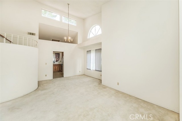 Detail Gallery Image 8 of 44 For 9659 N Shenandoah, Fresno,  CA 93720 - 3 Beds | 3 Baths