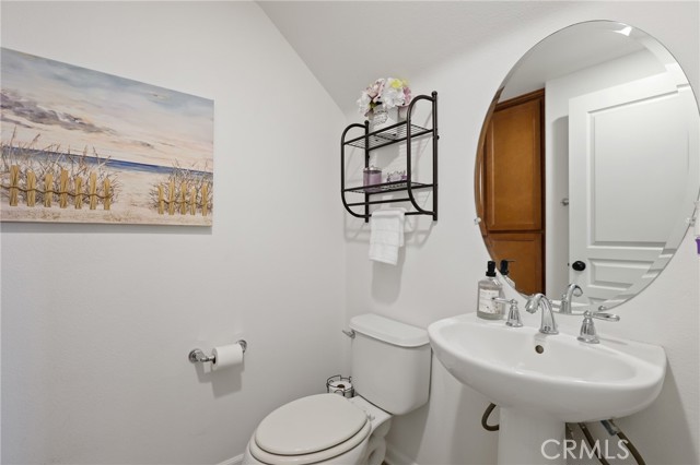 11326 Castello, Stanton CA: https://media.crmls.org/medias/29a4d550-8322-4455-bcd0-6f6f54e1a863.jpg