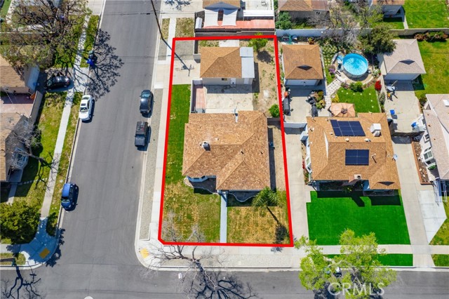 Detail Gallery Image 1 of 23 For 2806 Lawrence Ave, San Bernardino,  CA 92404 - 3 Beds | 2 Baths
