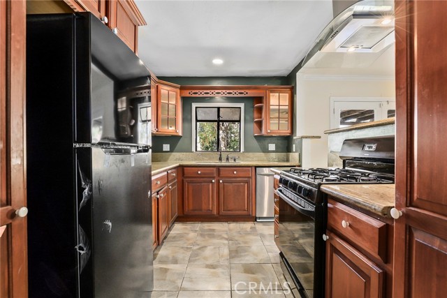 Detail Gallery Image 10 of 29 For 2213 Dogwood St, Simi Valley,  CA 93065 - 3 Beds | 2 Baths