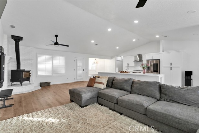 Detail Gallery Image 8 of 35 For 13951 Coachella Rd, Apple Valley,  CA 92307 - 3 Beds | 2 Baths