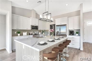 Detail Gallery Image 8 of 15 For 21960 Ramona, Apple Valley,  CA 92307 - 4 Beds | 2/1 Baths