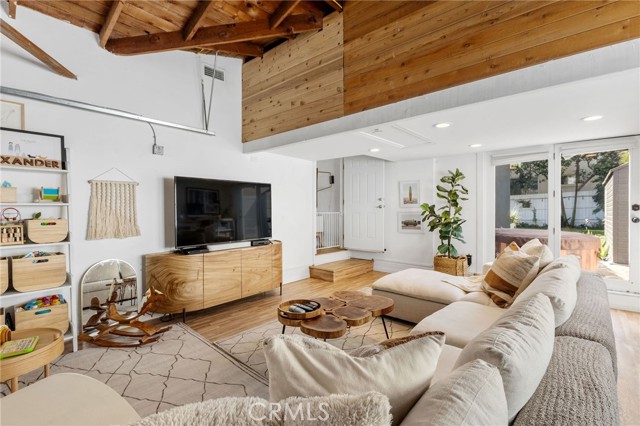 2402 Alvord Lane, Redondo Beach, California 90278, 3 Bedrooms Bedrooms, ,1 BathroomBathrooms,Residential,Sold,Alvord,SB22061532