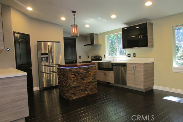 Detail Gallery Image 12 of 47 For 15455 Glenoaks #67,  Sylmar,  CA 91342 - 2 Beds | 1/1 Baths