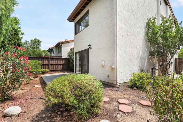 Detail Gallery Image 23 of 28 For 757 Shadow Lake Dr, Thousand Oaks,  CA 91360 - 3 Beds | 2/1 Baths