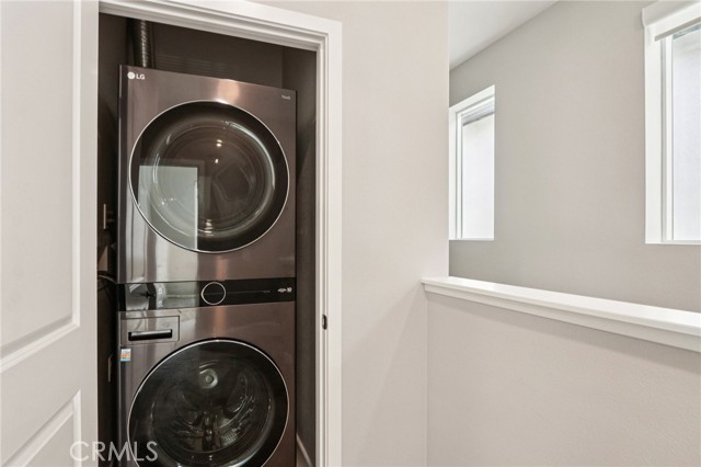 Detail Gallery Image 22 of 59 For 3010 Tallahassee Ln, Simi Valley,  CA 93065 - 3 Beds | 2/2 Baths