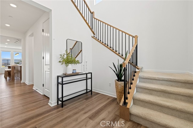 28528 Wildflower Terrace, Castaic CA: https://media.crmls.org/medias/29a99050-5c07-4461-a73c-9062f2537b54.jpg