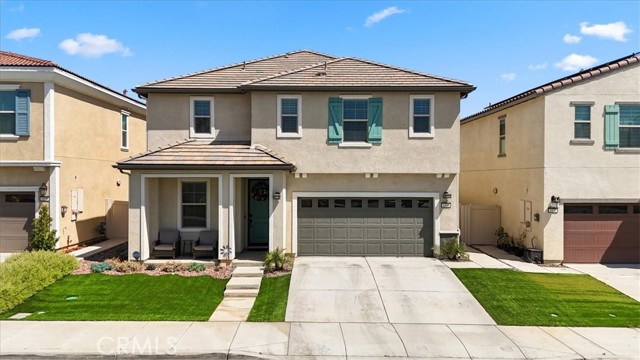 Detail Gallery Image 1 of 35 For 1046 W Buttercup Ln, Rialto,  CA 92376 - 4 Beds | 2/1 Baths