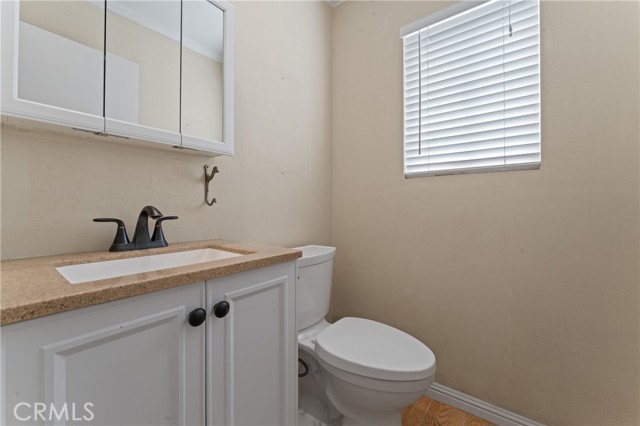 Detail Gallery Image 24 of 38 For 2919 Panorama Dr, Bakersfield,  CA 93306 - 3 Beds | 2/1 Baths
