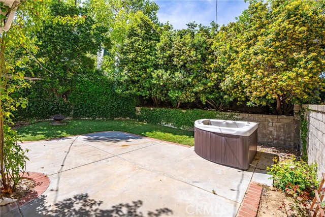 Detail Gallery Image 38 of 53 For 24526 Windsor Dr a,  Valencia,  CA 91355 - 3 Beds | 2/1 Baths