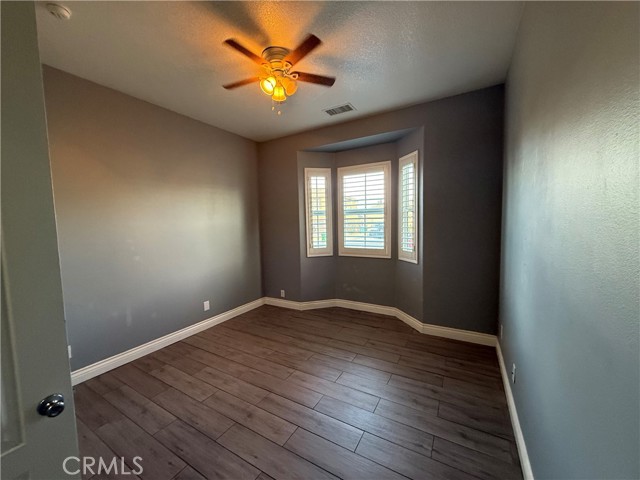 Detail Gallery Image 16 of 38 For 6610 Alfalfa Rd, Palmdale,  CA 93552 - 3 Beds | 2 Baths