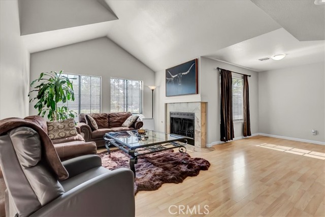 Detail Gallery Image 6 of 43 For 915 Moran Ct, Paso Robles,  CA 93446 - 3 Beds | 2 Baths