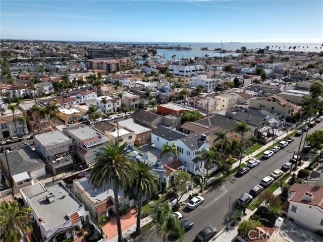 Detail Gallery Image 22 of 39 For 230 Glendora Ave, Long Beach,  CA 90803 - 2 Beds | 2 Baths