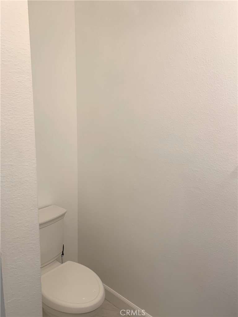 https://media.crmls.org/medias/29acd1ea-ab5e-44a6-9865-38b9c3672547.jpg?preset=X-Large