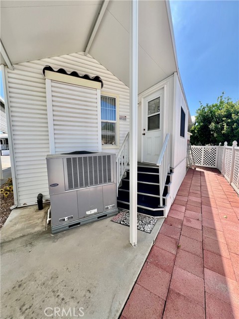1295 S Cawston Avenue, Hemet CA: https://media.crmls.org/medias/29ae49d6-a99c-42af-ad36-3b623e48da9f.jpg