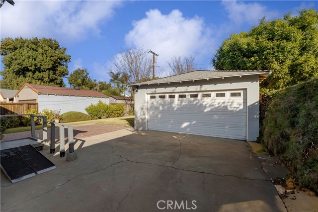 3626 Olive Avenue, Long Beach, California 90807, 2 Bedrooms Bedrooms, ,1 BathroomBathrooms,Single Family Residence,For Sale,Olive,RS24252759