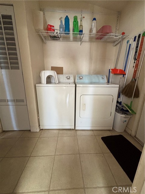 Detail Gallery Image 5 of 12 For 23701 S Western 78a,  Torrance,  CA 90501 - 3 Beds | 2 Baths