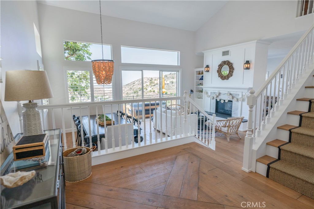 MLS #OC25280795 image #4