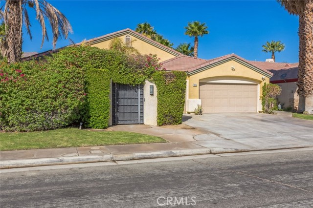 Detail Gallery Image 4 of 32 For 3375 N Avenida San Gabriel Rd, Palm Springs,  CA 92262 - 4 Beds | 2/1 Baths