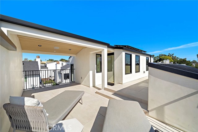 Detail Gallery Image 32 of 54 For 612 1/2 Begonia, Corona Del Mar,  CA 92625 - 2 Beds | 2/1 Baths