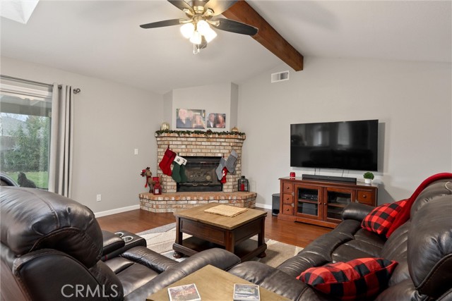 Detail Gallery Image 7 of 37 For 354 Silver Lake, Chico,  CA 95973 - 3 Beds | 2 Baths