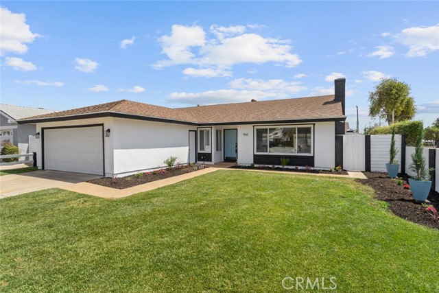 906 E Chalynn Avenue, Orange CA: https://media.crmls.org/medias/29b1e018-44fa-479a-a1a5-9bcf3cf3b243.jpg