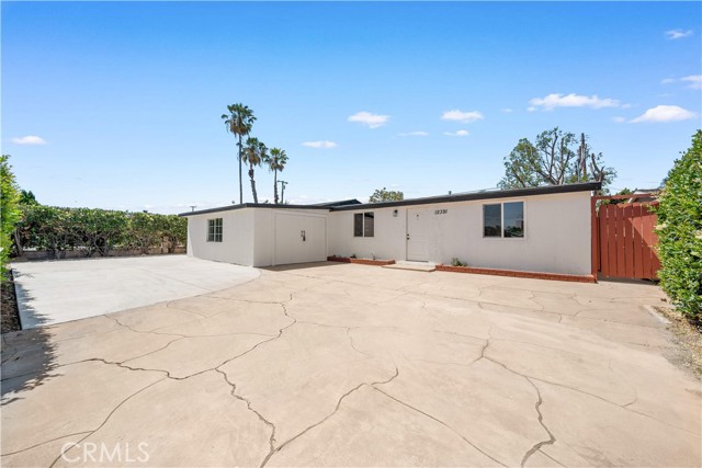 Detail Gallery Image 2 of 36 For 12391 Beck Ave, Garden Grove,  CA 92840 - 4 Beds | 3 Baths