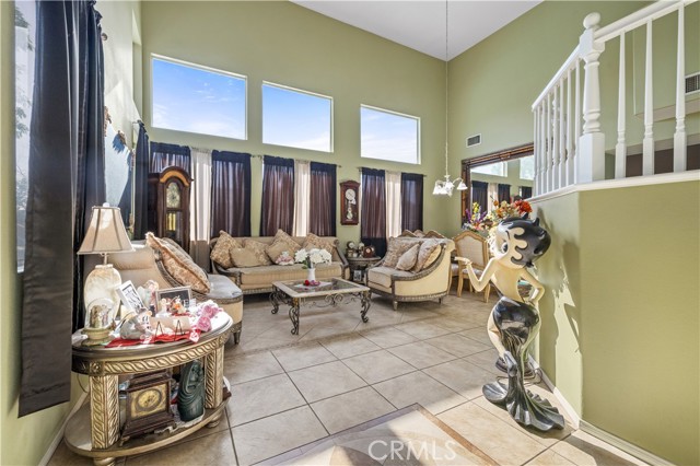 37433 56th E Street, Palmdale CA: https://media.crmls.org/medias/29b23b27-02ad-4f5d-9e78-4723ef148abf.jpg