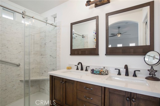 Detail Gallery Image 14 of 32 For 16 Walnut Dr, Aliso Viejo,  CA 92656 - 3 Beds | 2/1 Baths