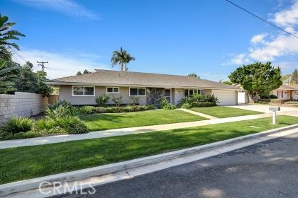 Detail Gallery Image 1 of 26 For 1212 Appian Way, Santa Ana,  CA 92705 - 3 Beds | 2 Baths