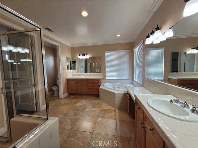Detail Gallery Image 35 of 61 For 23 Plaza Modena, Lake Elsinore,  CA 92532 - 4 Beds | 3/1 Baths