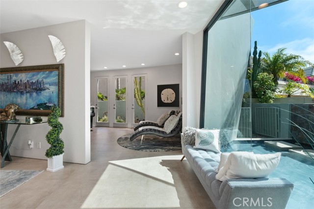 Detail Gallery Image 3 of 46 For 616 Bolsana Dr, Laguna Beach,  CA 92651 - 3 Beds | 2/1 Baths