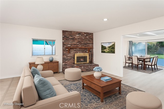 22022 Malden Street, West Hills CA: https://media.crmls.org/medias/29b5b93f-284a-43c6-bc97-05423c691290.jpg